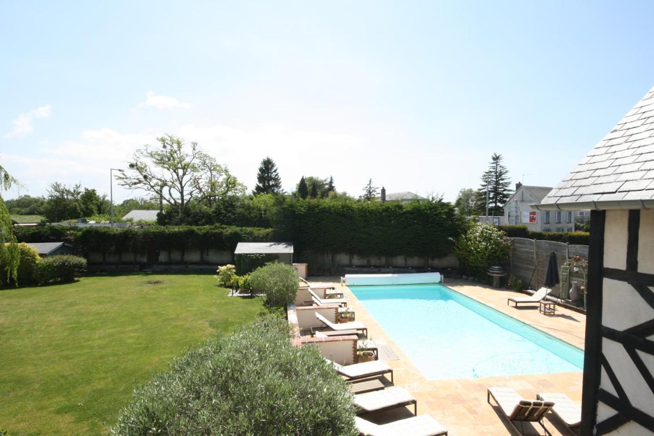 Manoir De La Croix-Sonnet Bed & Breakfast Trouville-sur-Mer Exterior photo